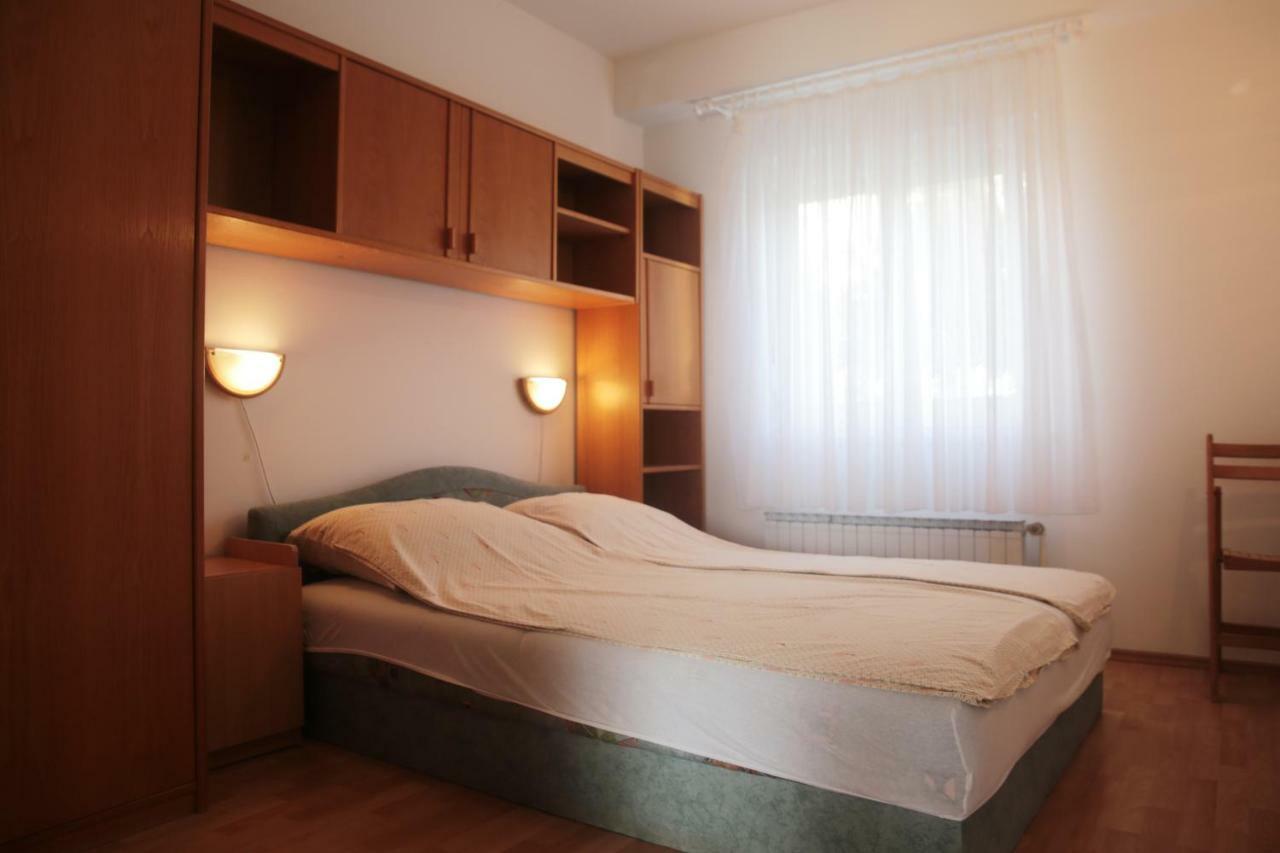 Apartment Rude 沃迪切 外观 照片